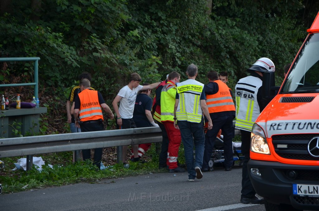 Einsatz BF Koeln Klimaanlage Reisebus defekt A 3 Rich Koeln hoehe Leverkusen P134.JPG